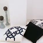 شقة White Stylish