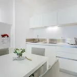 White Stylish شقة فيكو إيكوينس