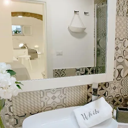 White Stylish *