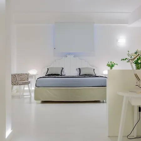 White Stylish *