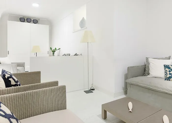 White Stylish Apartamento